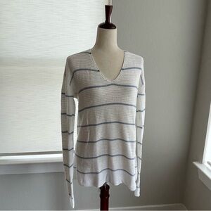 Faherty Knit Sweater Tunic Nautical Beach Striped Size Medium V-neck